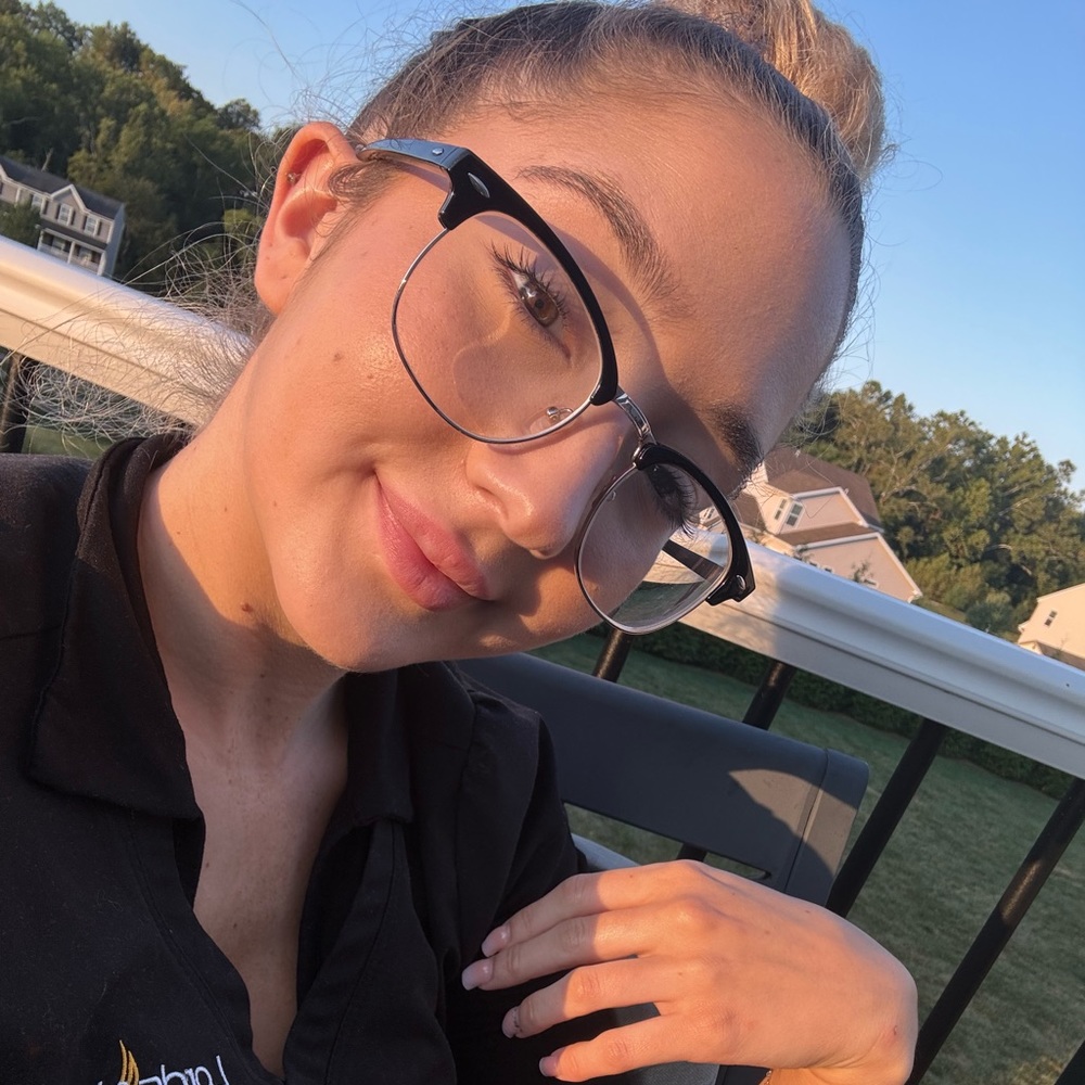 Meet your Posher, Shayla